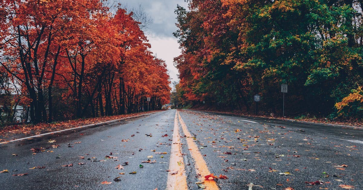 10 Amazing Weekend Getaway Ideas with a Rental Car